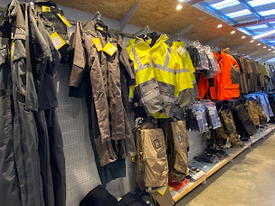 Photo n°10 de RURAL MASTER BAGARD - MOTOCULTURE CEVENOLE à Bagard (Concessionnaire de remorques utilitaires)