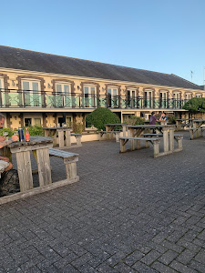Mount Batten Bar photo