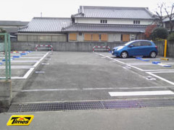 タイムズ蛍池駅前第２