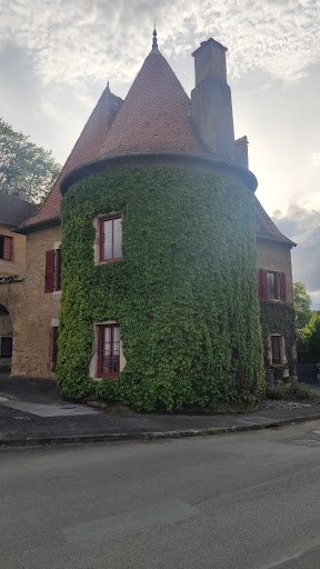 Porte de ville de la forteresse médiévale de Rougemont - Thumbnail