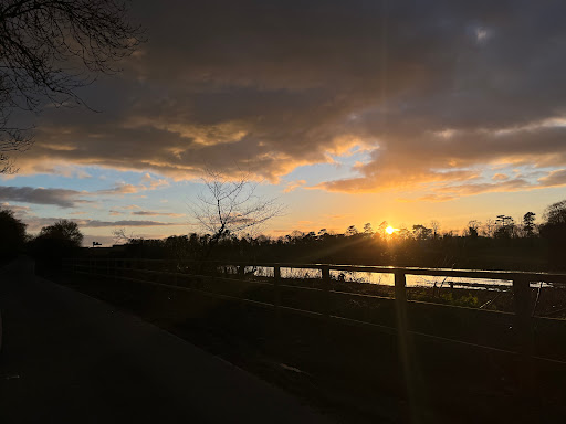 Mere Way - Visual