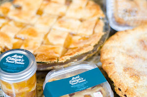 Aunt Evelyn's Peach Cobbler photo