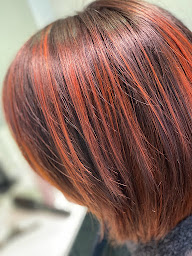 Photo n°13 de Les germaines, salon de coiffure à Lyon (Salon de coiffure)