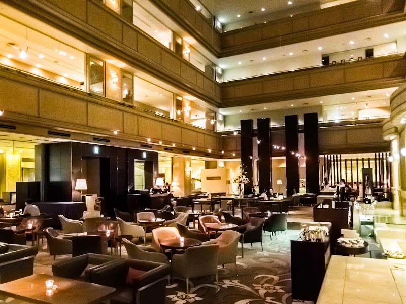 アトリウム ラウンジ