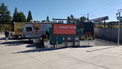 Milwaukie/Main St MAX Station