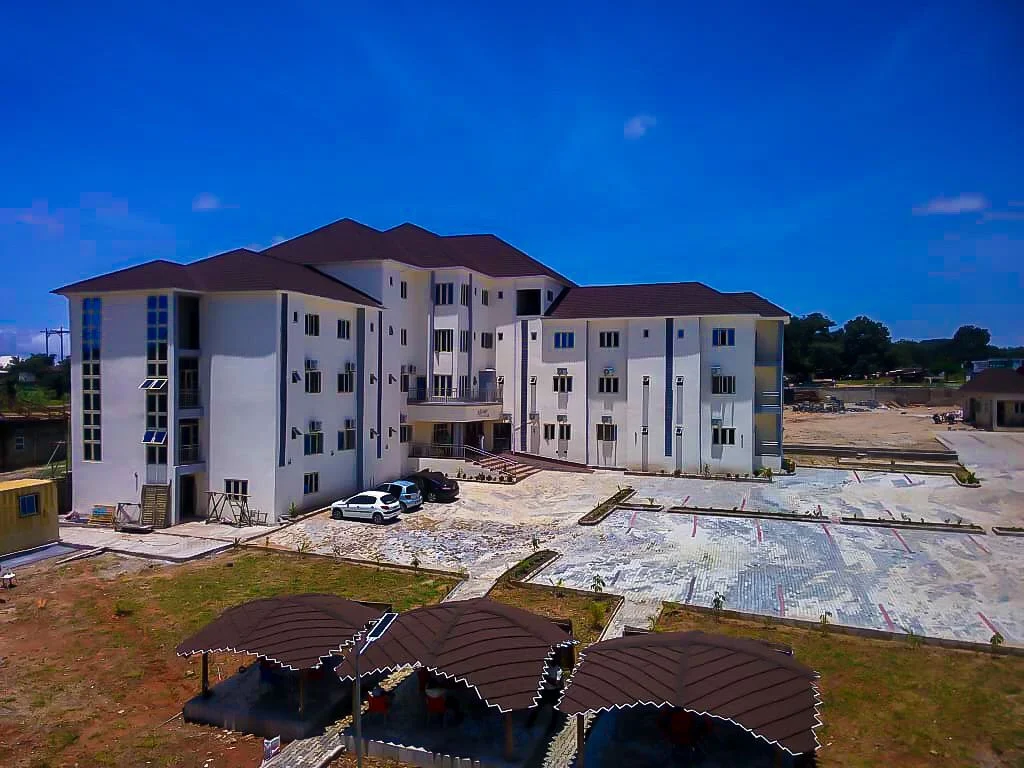 Tazu Luxury Hotel & Suites Lafia