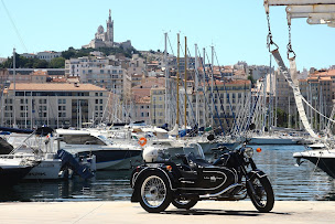Photo n°35 de LA BELLE ÉCHAPPÉE SIDECAR PROVENCE à Aix-en-Provence (Agence de visites touristiques)