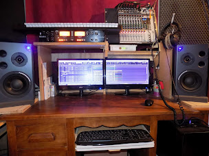 Photo n°3 de SygmaProd à Saint-Juéry (Studio d'enregistrement)