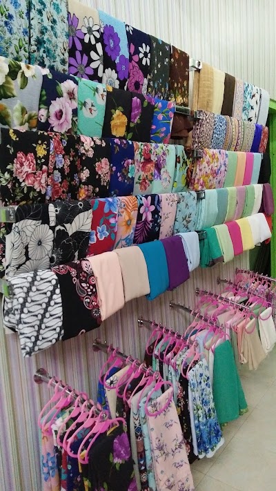 Photos of Toko Azmi Gallery
