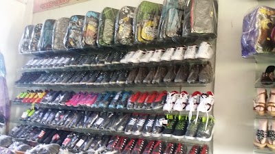 Photos of Gallery Me Distro