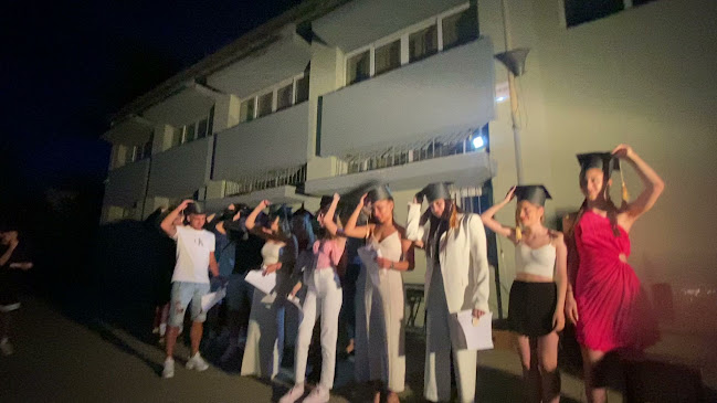 Αξιολογήσεις για το Γυμνάσιο Λυκειακές Τάξεις Σημάντρων στην Μουδανιά - Σχολείο