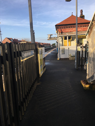 Hall Rd E, Liverpool L23 8TU, United Kingdom