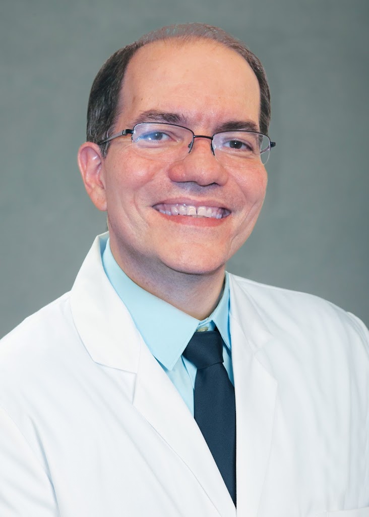 Dr Alexandre Ferreira