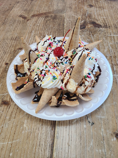 Southern Sweets Old Fashioned Ice Cream Parlor - Thumbnail