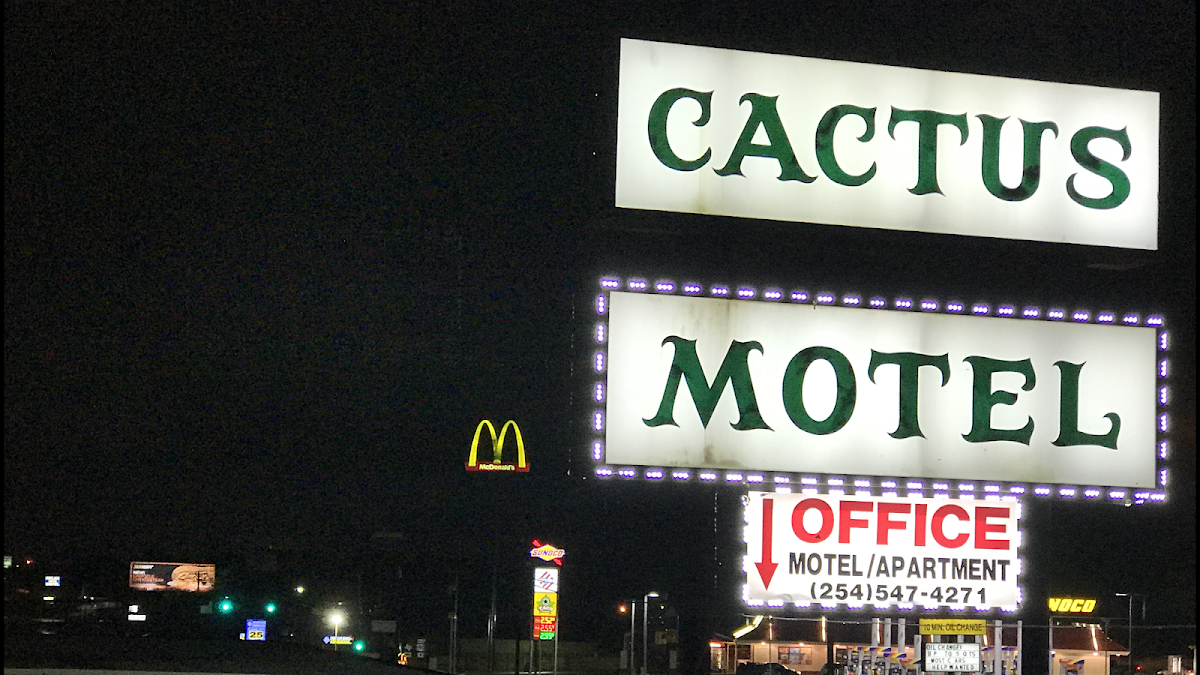 Cactus Inn & Suites