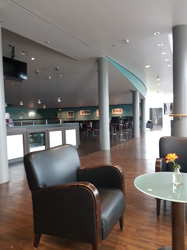 Cineplex Alhambra