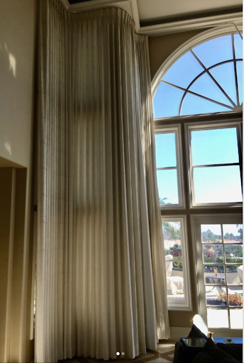 Don's Drapery Service, Inc. - Hunter Douglas - Thumbnail