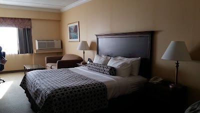 Photos of Crowne Plaza Edison