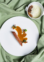 Photo n°81 de Cueillette à Altillac (Hôtel)