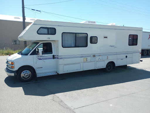 A Eastbay Truck Wash - Thumbnail