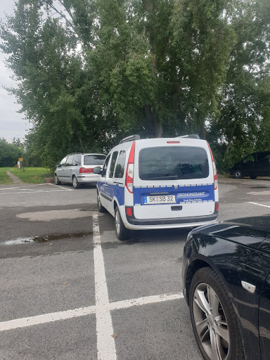 gebührenpflichtiger Parkplatz am Geiseltalsee in Frankleben - Thumbnail