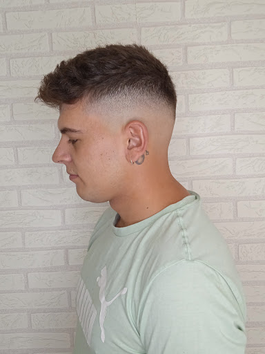 Daviles Barber - Visual