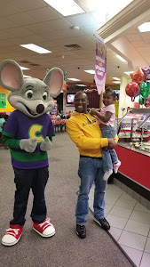 Chuck E. Cheese photo