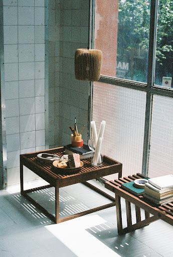 La Base Studio - Visual