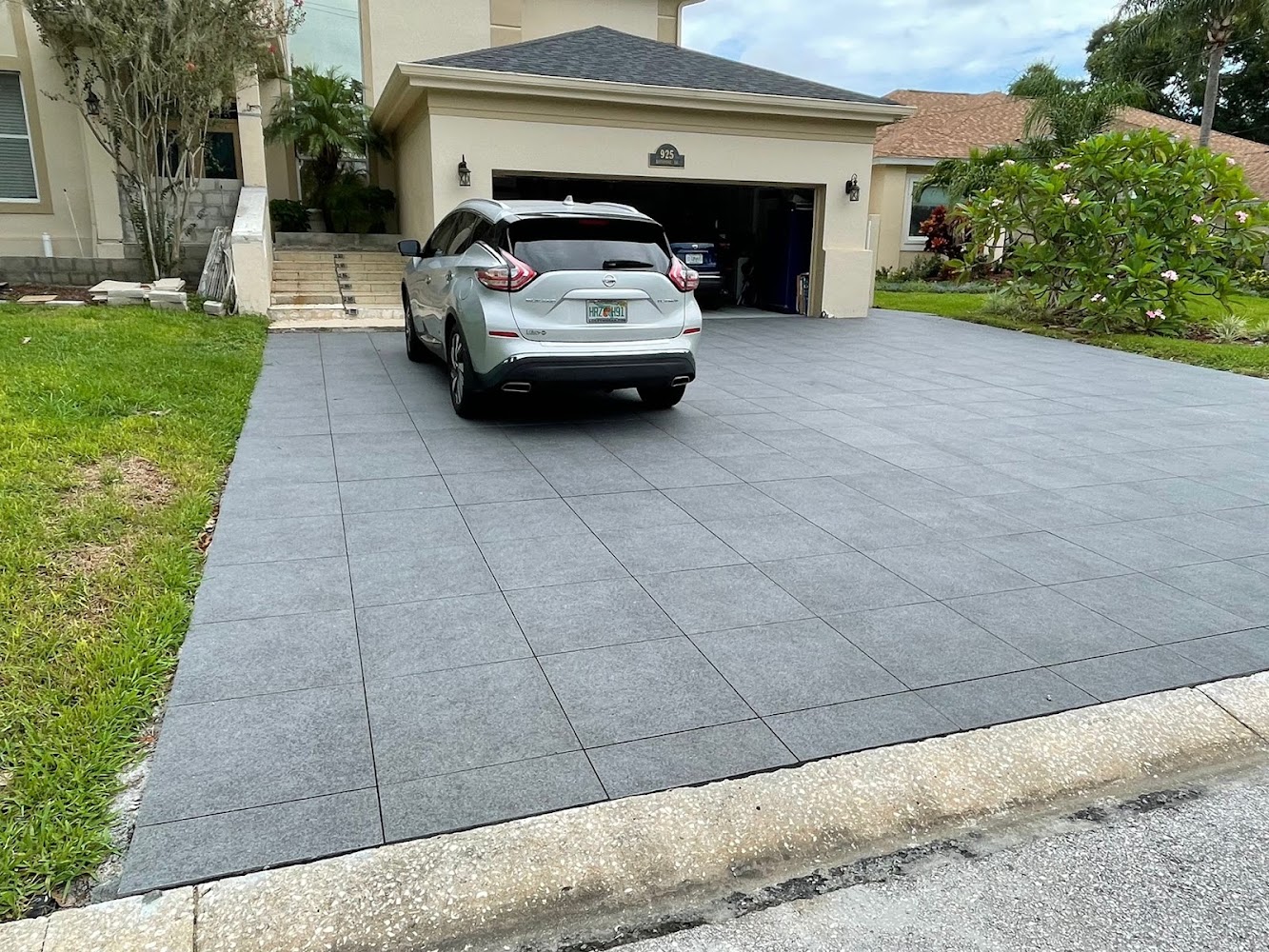 Porcelain Paver Center photo 2