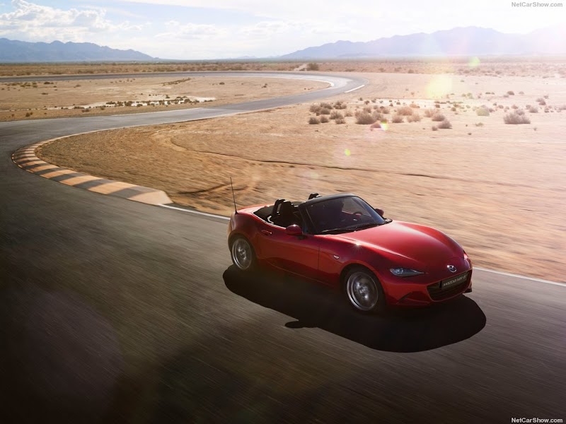 Struans Mazda - New & Used Vehicles, Car Servicing & Repairs in Perth, Scotland photo 3