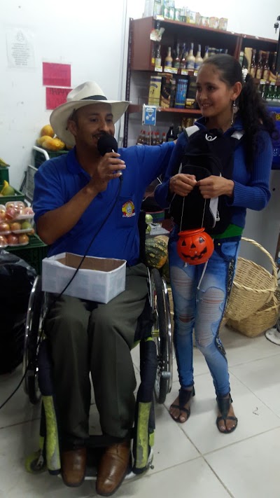 Photos of Supermercado El Vecino Retiro Bajo