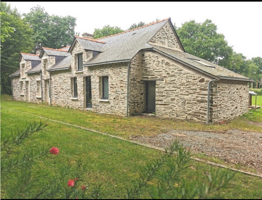 Photo de Gîte de BOUDAFAY - Gîte de groupe 4 étoiles à Guémené-Panfao (44) (6 chambres - 15 couchages - Piscine intérieure). à Guémené-Penfao (44290)