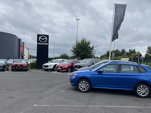 Photo n°6 de Mazda La Queue-en-Brie - Euro des Nations à La Queue-en-Brie (Vendeur de voitures d'occasion)