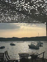 Photo n°25 de Snack La food truckeuse à Bonifacio (Restaurant)