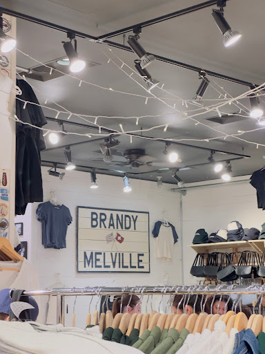 Brandy Melville - Weyburn Avenue - Thumbnail