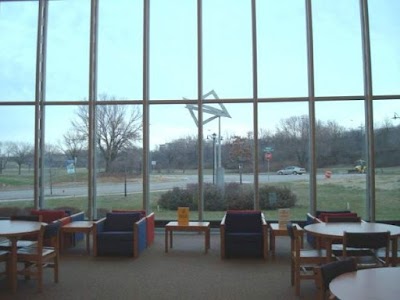 St. Louis County Library–Samuel C. Sachs Branch