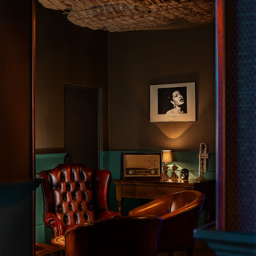 Bino's bar - Thumbnail