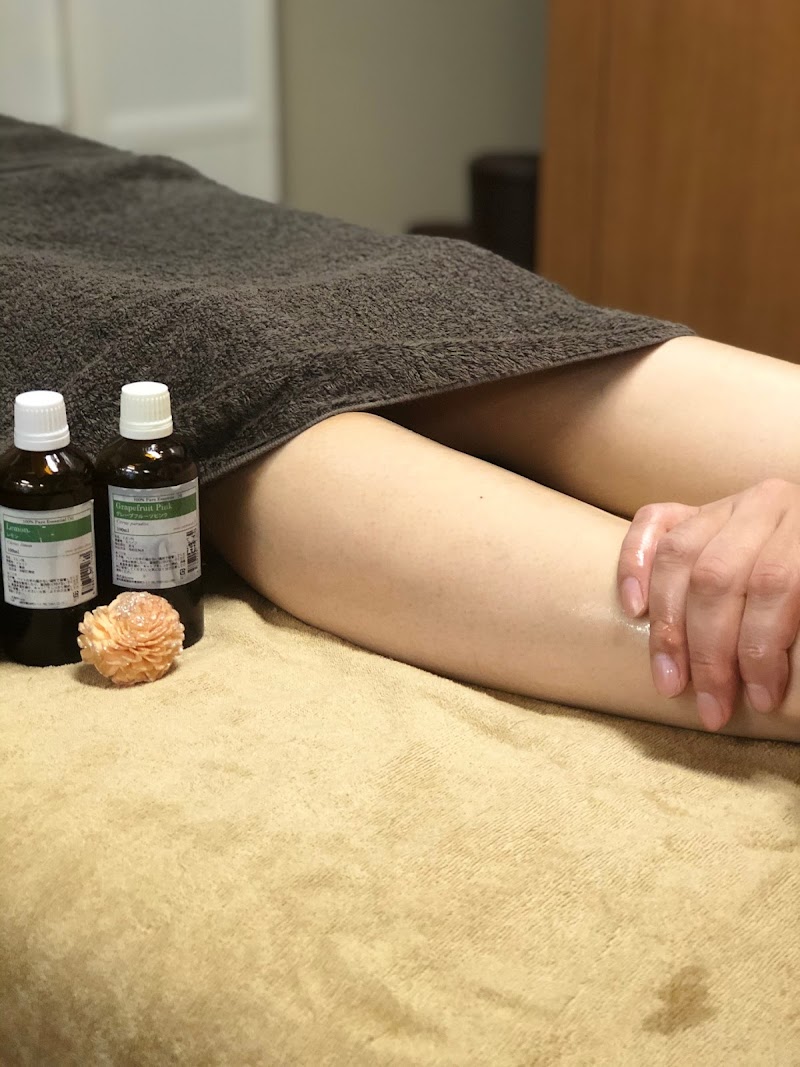 深もみほぐし.タイ古式 楽【raku】