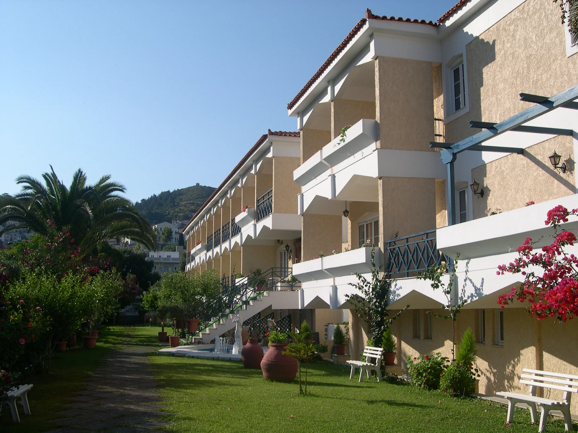 Paradise Hotel Samos - Ξενοδοχείο