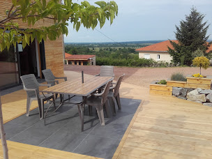 Photo n°10 de SARL VTS BOIS à La Chabanne (Menuisier)