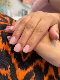 Photo n°17 de SABAB Studio & Co - SALON DE COIFFURE MULTI-TEXTURES (BOUCLES EXPERT / PERMANENTE) à Marseille (Institut de beauté)