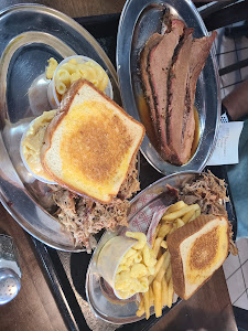 Boarhog's Barbeque photo