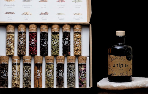 UNIQUE Gin - Visual