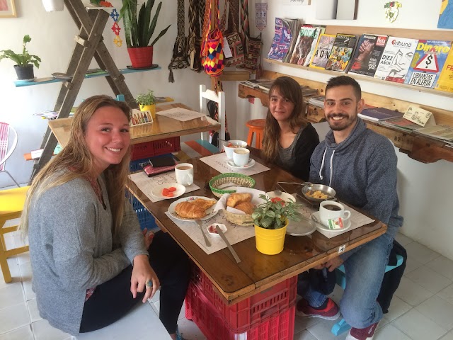 Hostal - Café CASU
