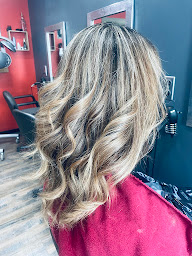 Photo n°46 de Papillot's à Cadenet (Salon de coiffure)