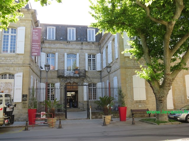 Musée de Millau et des Grands Causses