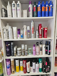 Photo n°21 de Le comptoir de Nawel - Grossiste de produits de coiffure - Tous types de cheveux à Villeneuve-sur-Lot (Magasin de produits de beauté)