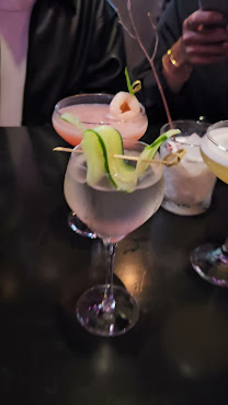 TEN Sushi + Cocktail Bar by null