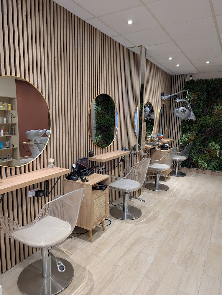 Coté salon mourillon