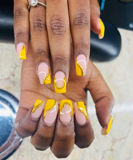 Lovely Nails & Spa